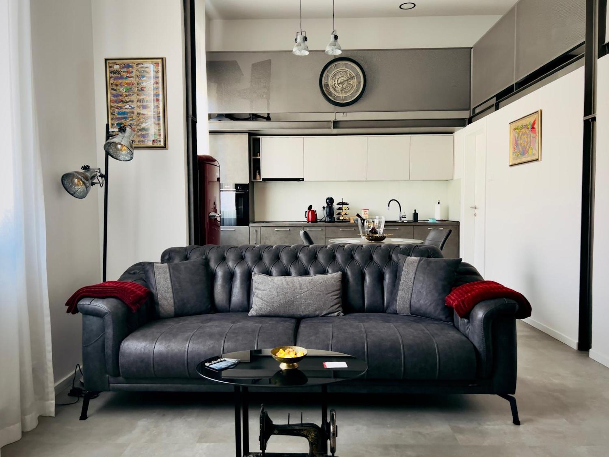 Zagreb Industrial Charm 1 & 2 Apartment Exterior photo