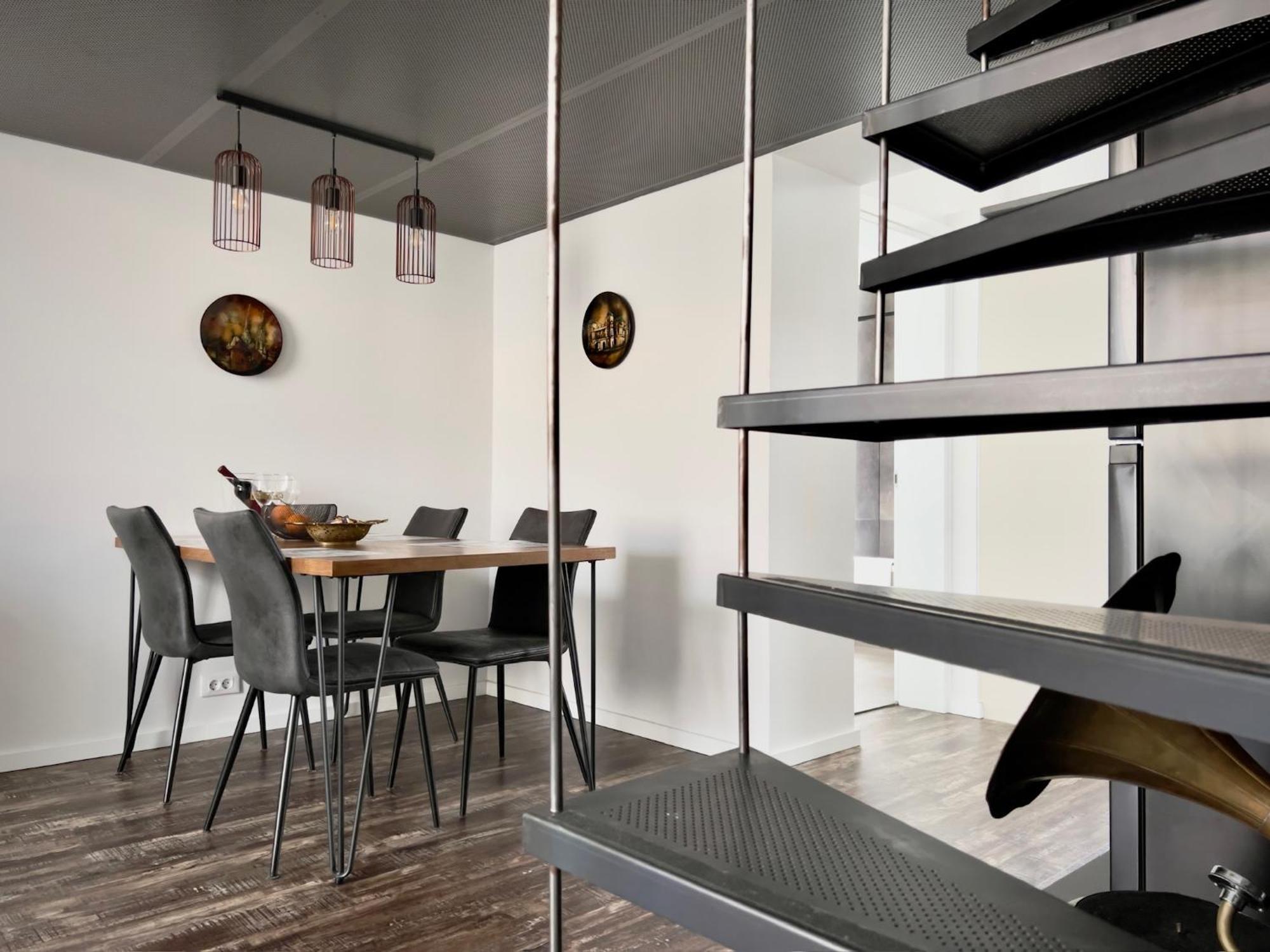 Zagreb Industrial Charm 1 & 2 Apartment Exterior photo